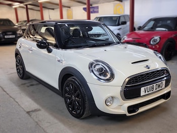 Used MINI Hatch 2018 for sale - 78755553: Photo