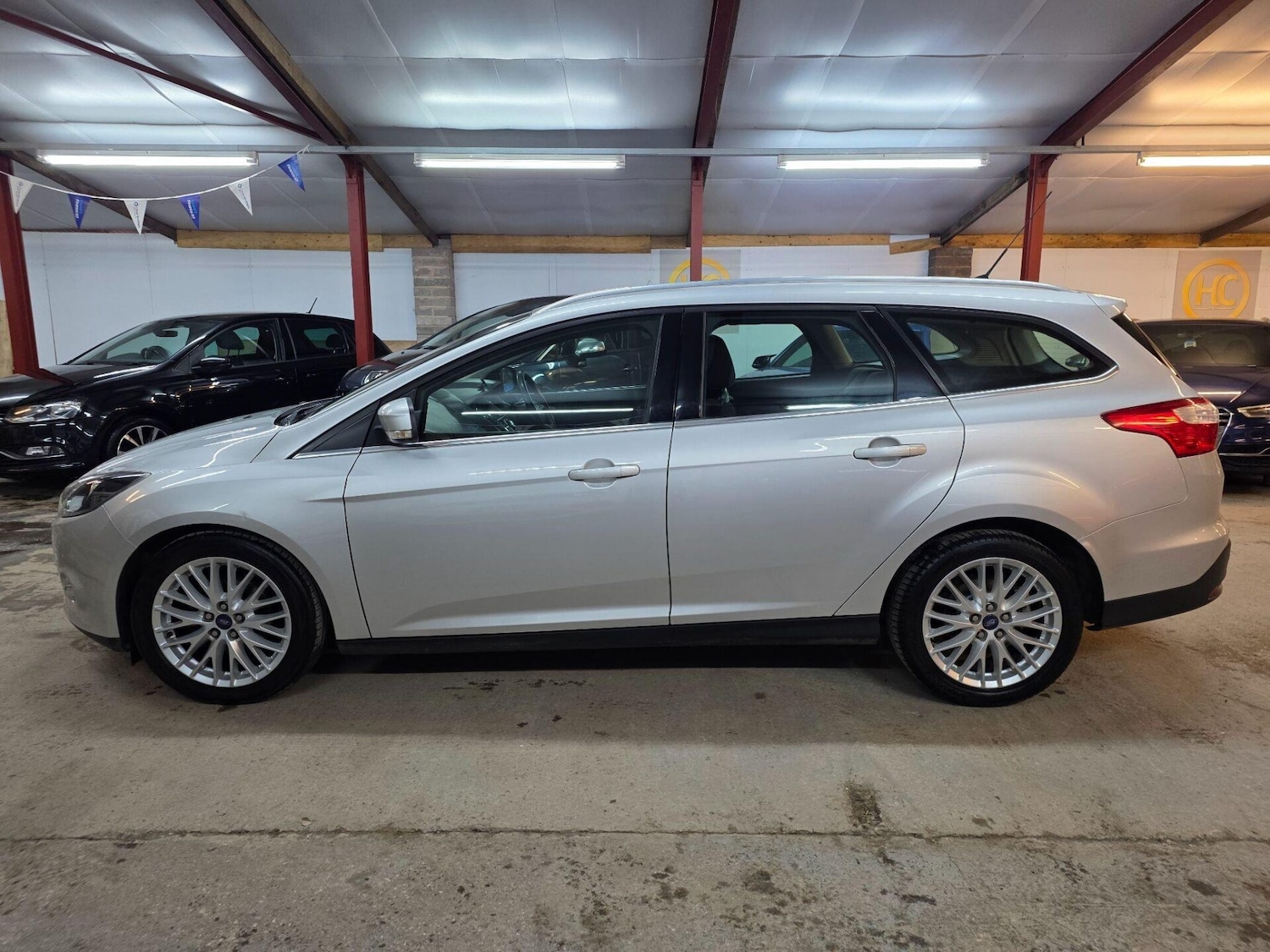 Used Ford Focus 2013 for sale - 77152768: Photo 4