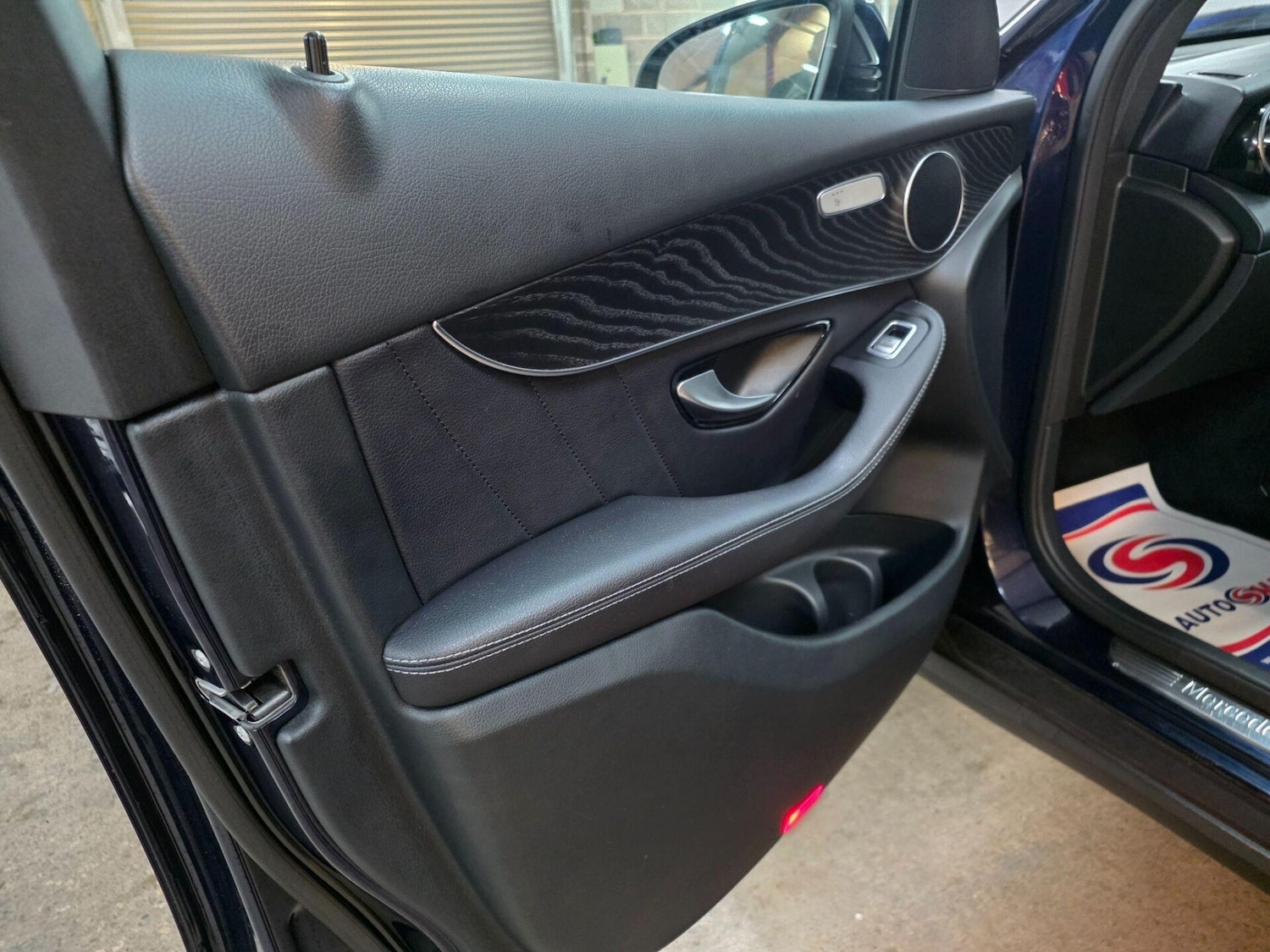 Used Mercedes-Benz GLC 2018 for sale - 77104404: Photo 12