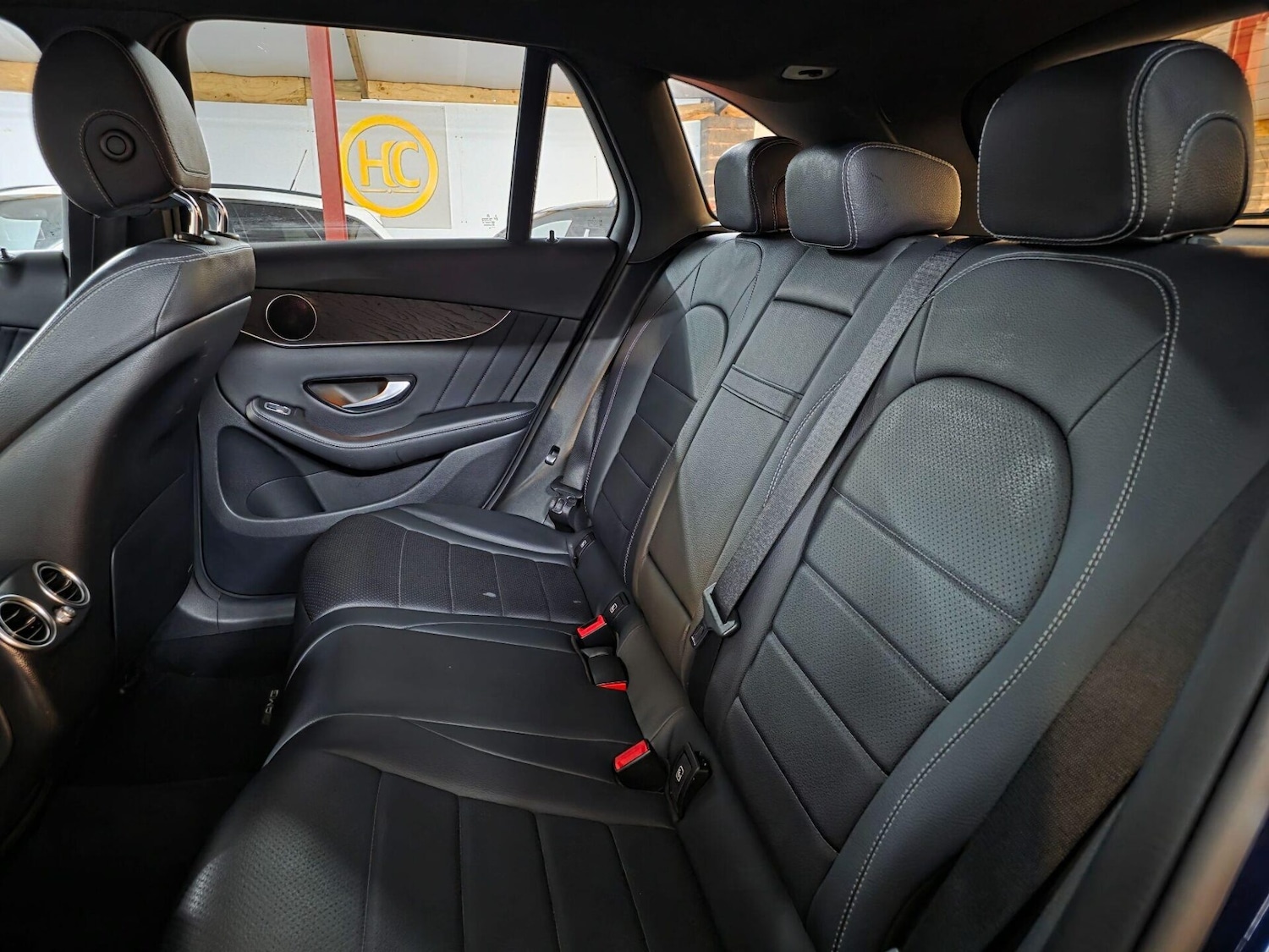 Used Mercedes-Benz GLC 2018 for sale - 77104404: Photo 17