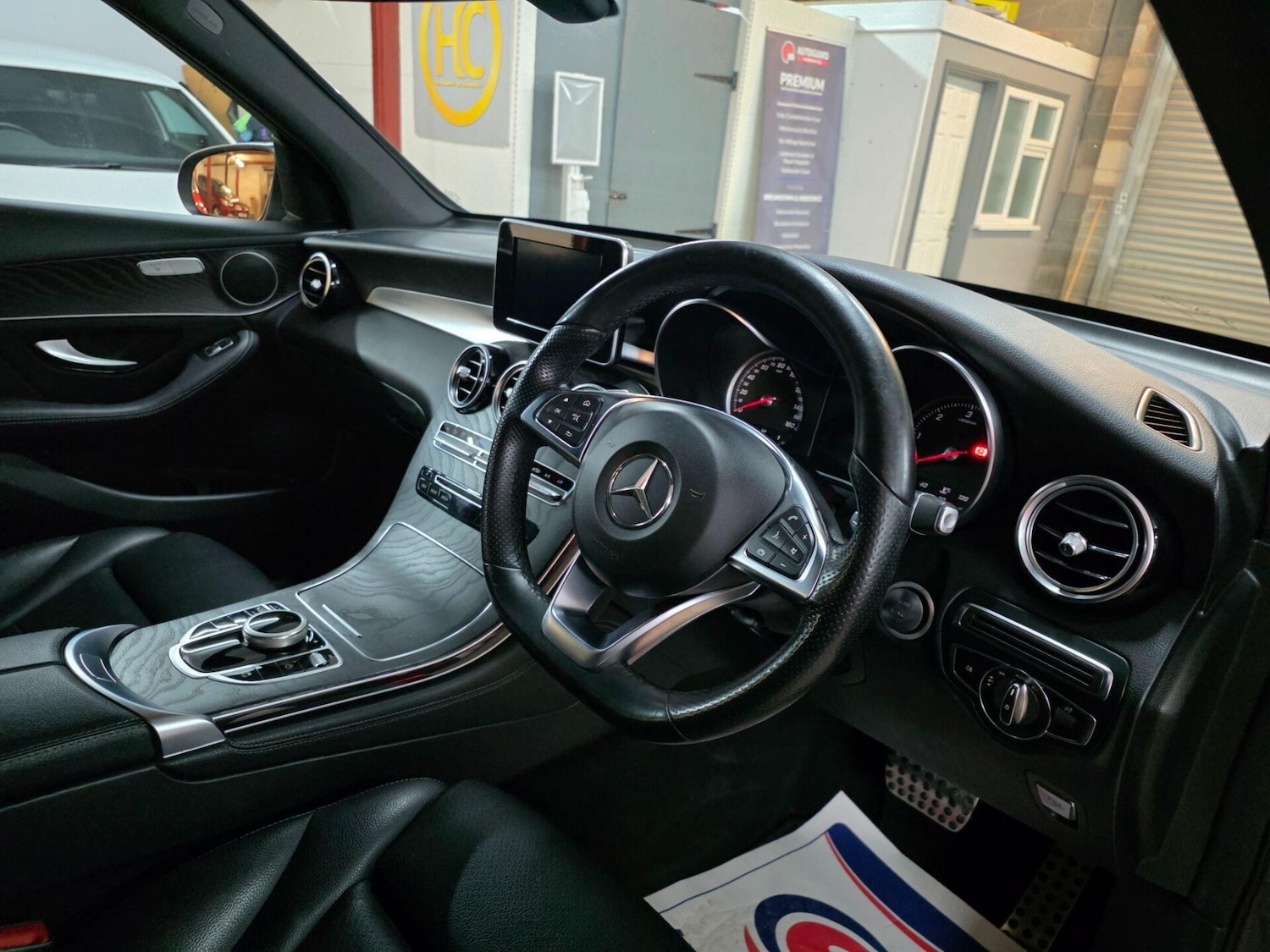 Used Mercedes-Benz GLC 2018 for sale - 77104404: Photo 21