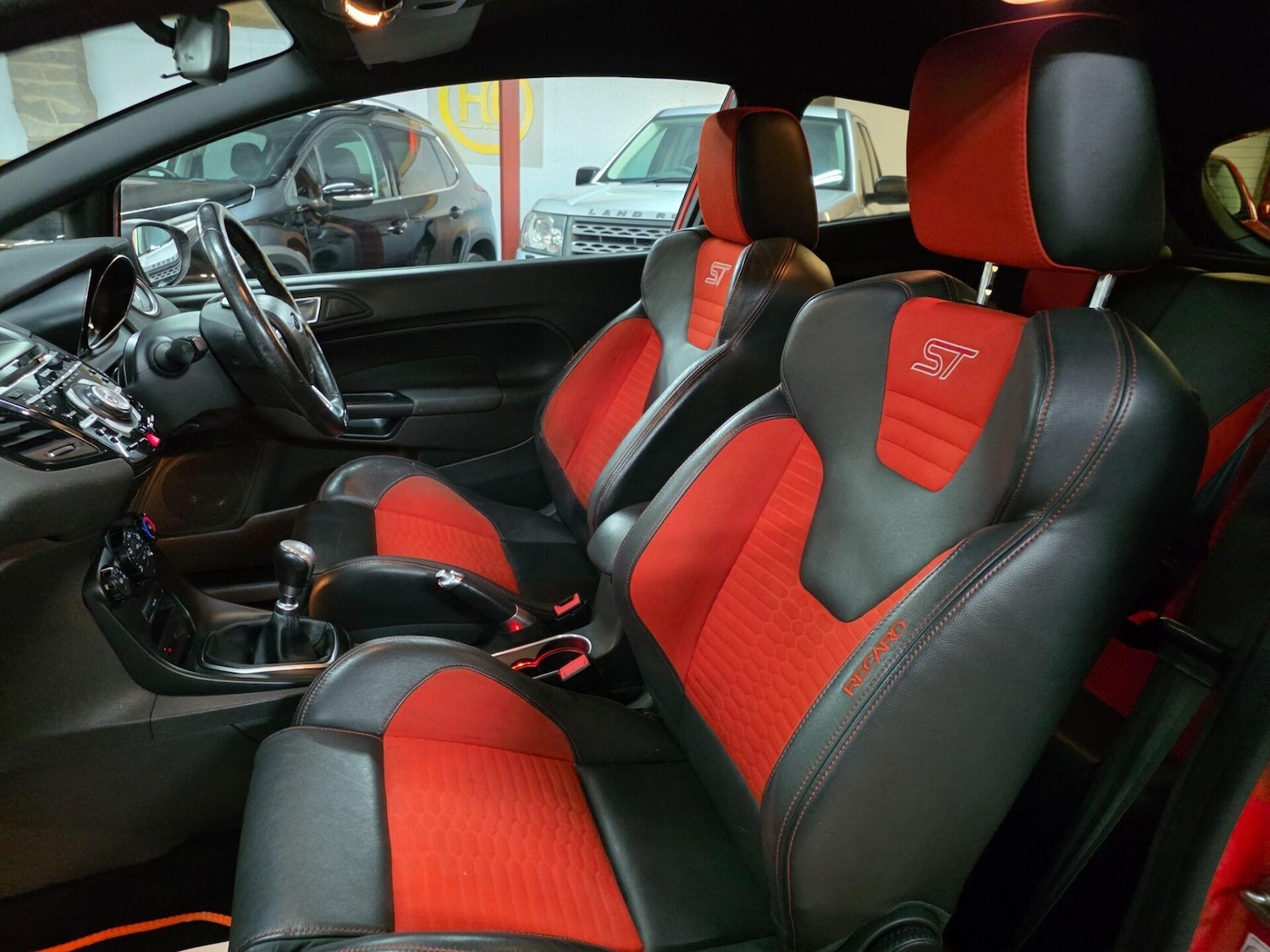 Used Ford Fiesta 2013 for sale - 77349988: Photo 12