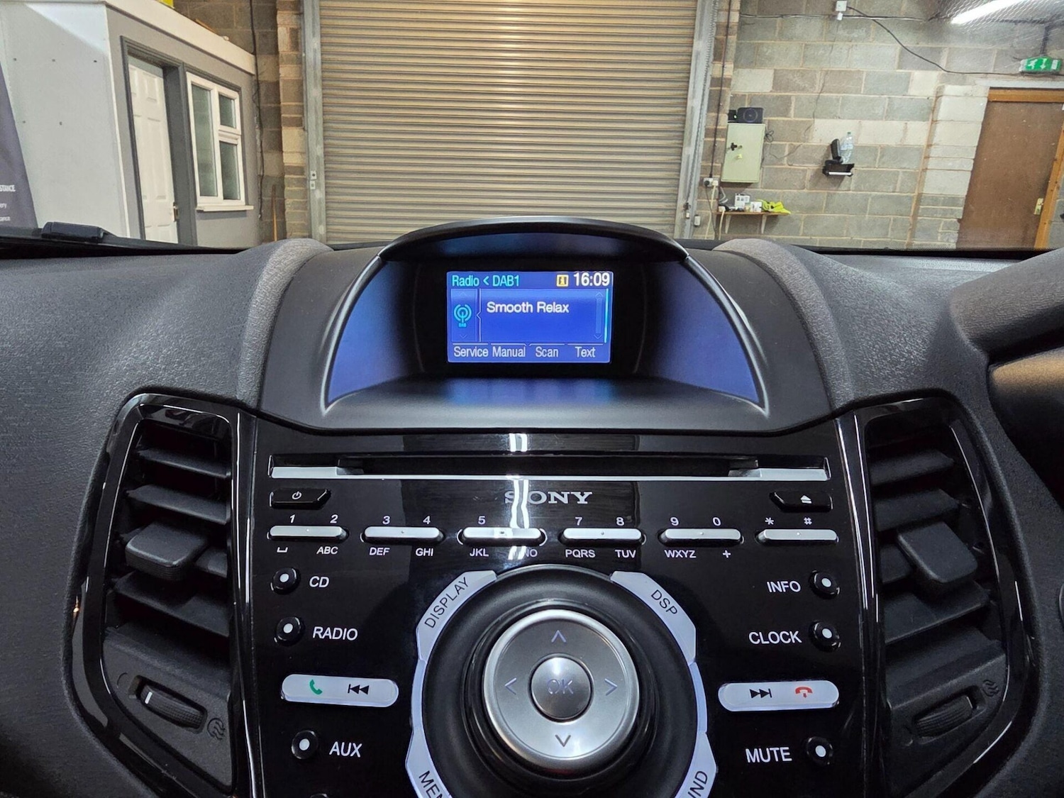 Used Ford Fiesta 2013 for sale - 77349988: Photo 22