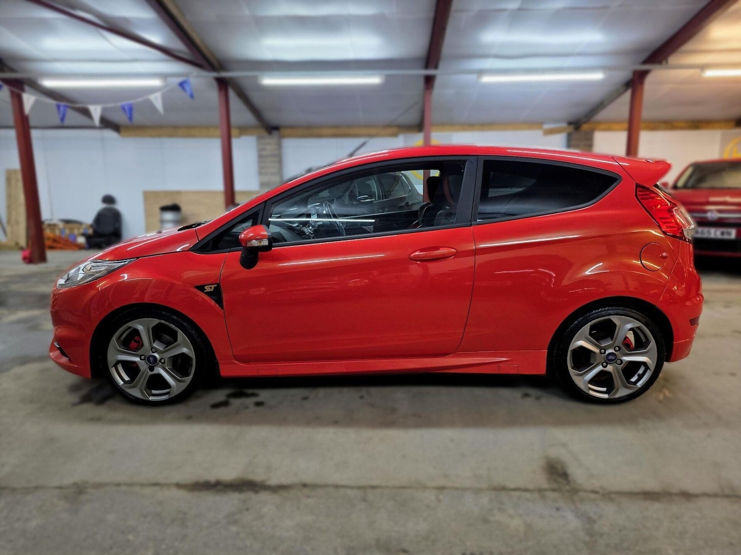 Used Ford Fiesta 2013 for sale - 77349988: Photo 4