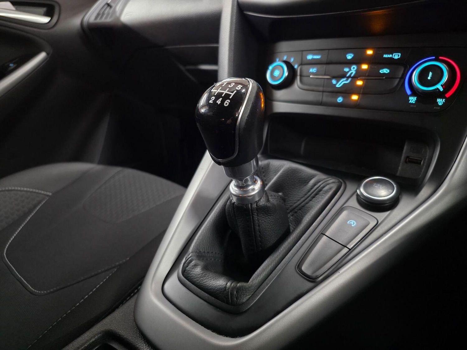 Used Ford Focus 2017 for sale - 76579924: Photo 21