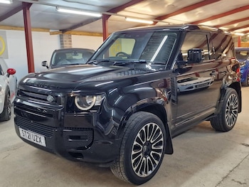 Used Land Rover Defender 90 2021 for sale - 76156745: Photo 3
