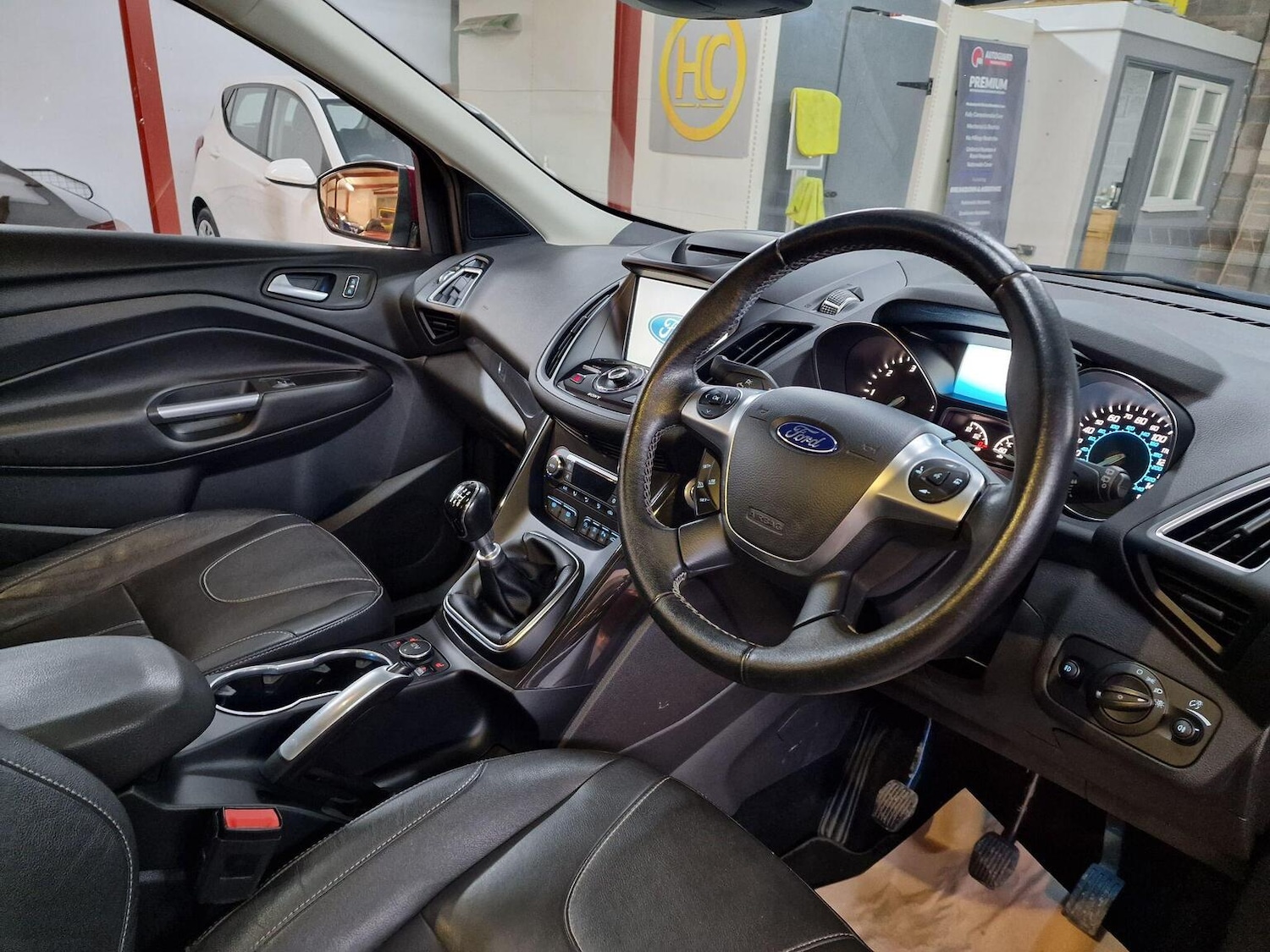 Used Ford Kuga 2016 for sale - 76397046: Photo 21