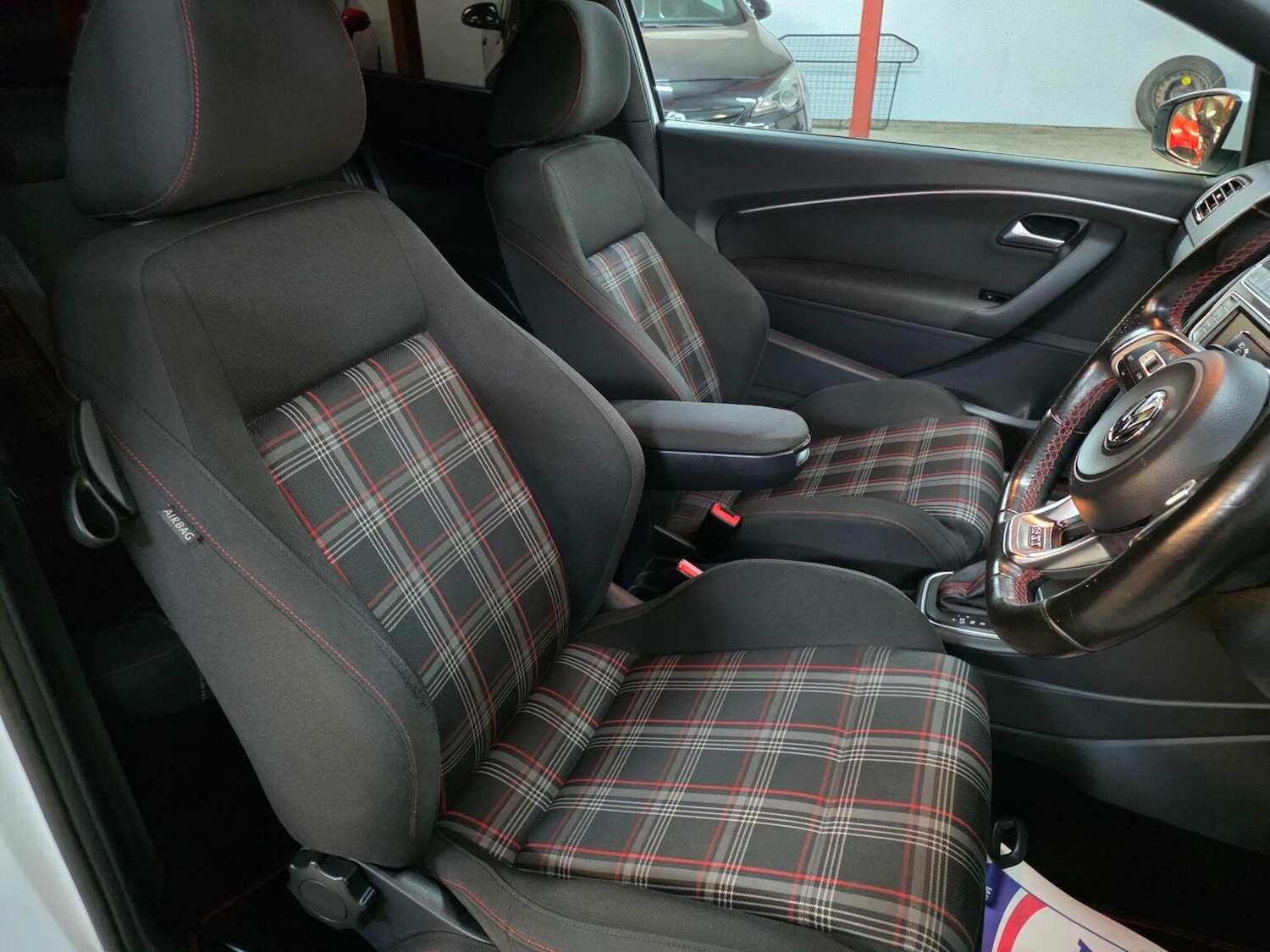 Used Volkswagen Polo 2016 for sale - 76565176: Photo 18