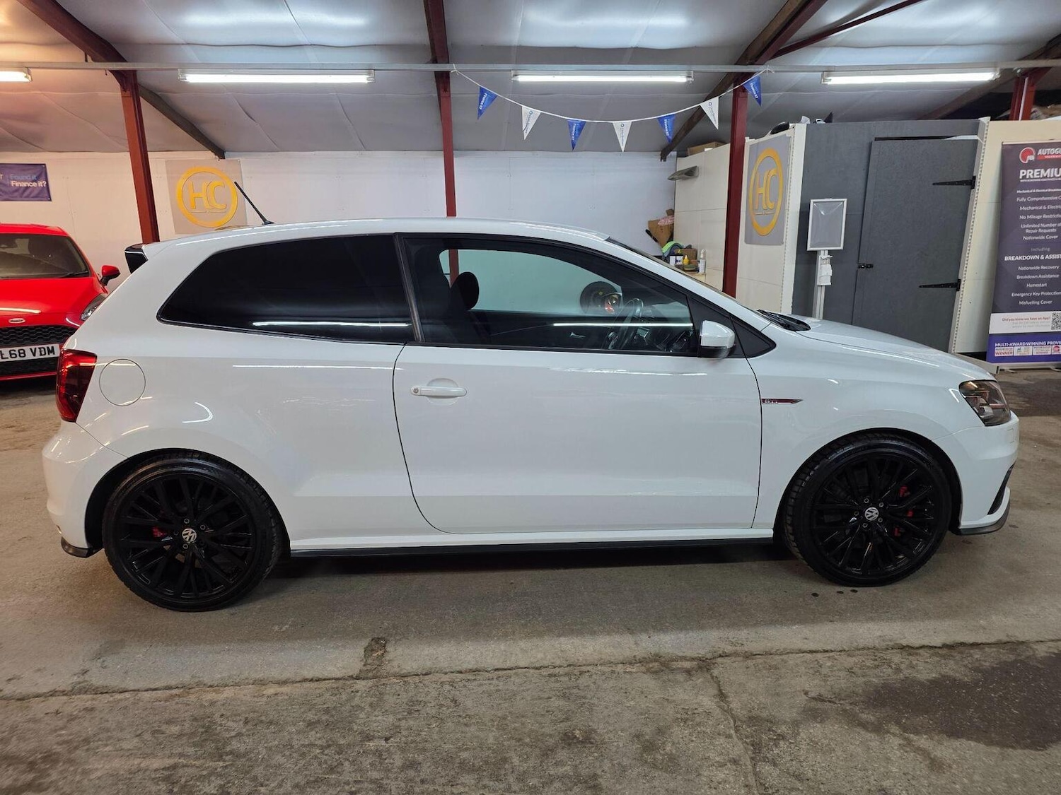 Used Volkswagen Polo 2016 for sale - 76565176: Photo 8