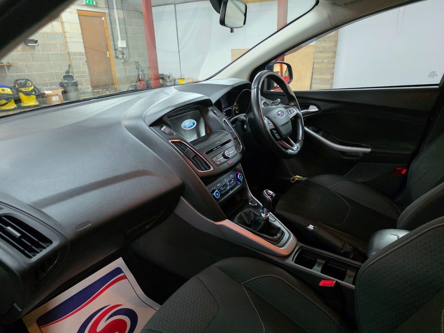 Used Ford Focus 2017 for sale - 77104405: Photo 14