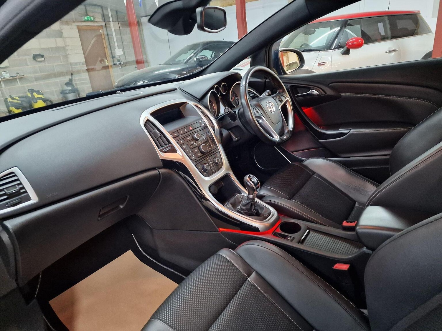 Used Vauxhall Astra GTC 2015 for sale - 76391472: Photo 14