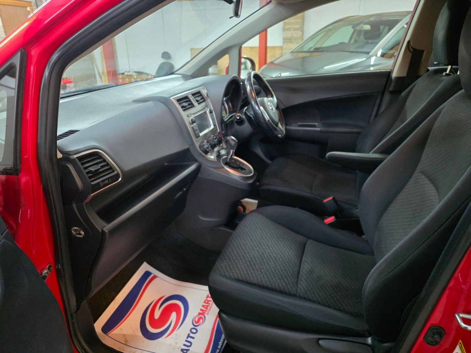 Used Toyota Verso 2012 for sale - 77729163: Photo 12