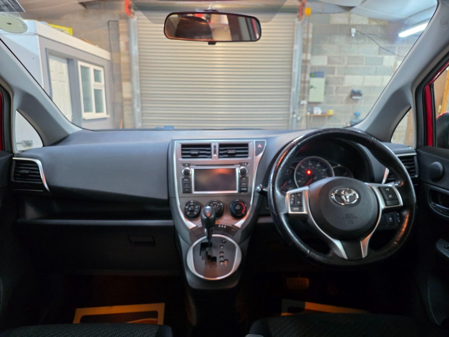 Used Toyota Verso 2012 for sale - 77729163: Photo 17