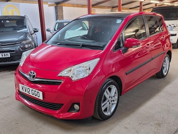 Used Toyota Verso 2012 for sale - 77729163: Photo