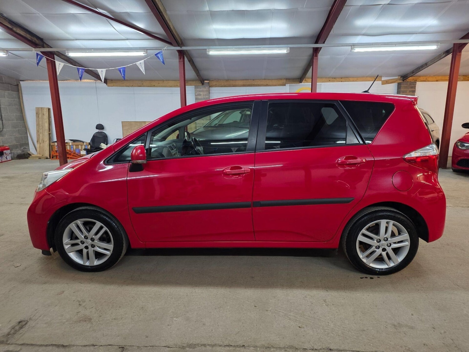 Used Toyota Verso 2012 for sale - 77729163: Photo 4