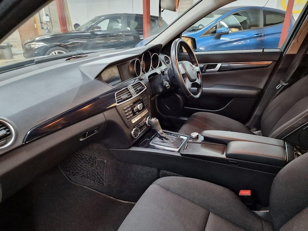 Used Mercedes-Benz C Class 2011 for sale - 75244960: Photo 14