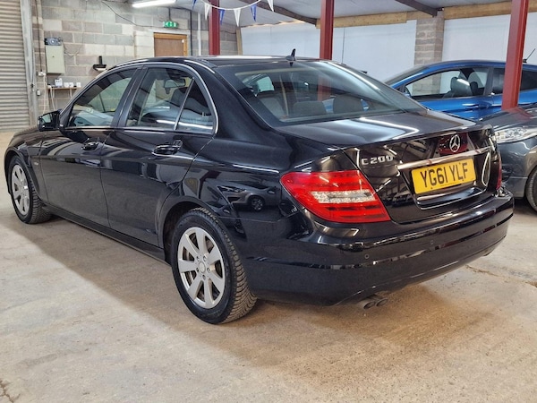 Used Mercedes-Benz C Class 2011 for sale - 75244960: Photo 5