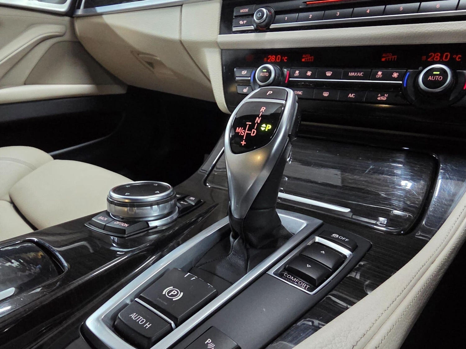 Used BMW 5 Series 2014 for sale - 77104400: Photo 25