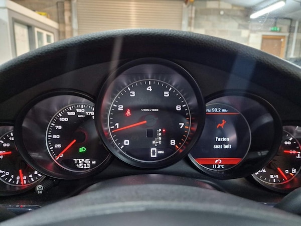Used Porsche Panamera 2010 for sale - 74864309: Photo 25