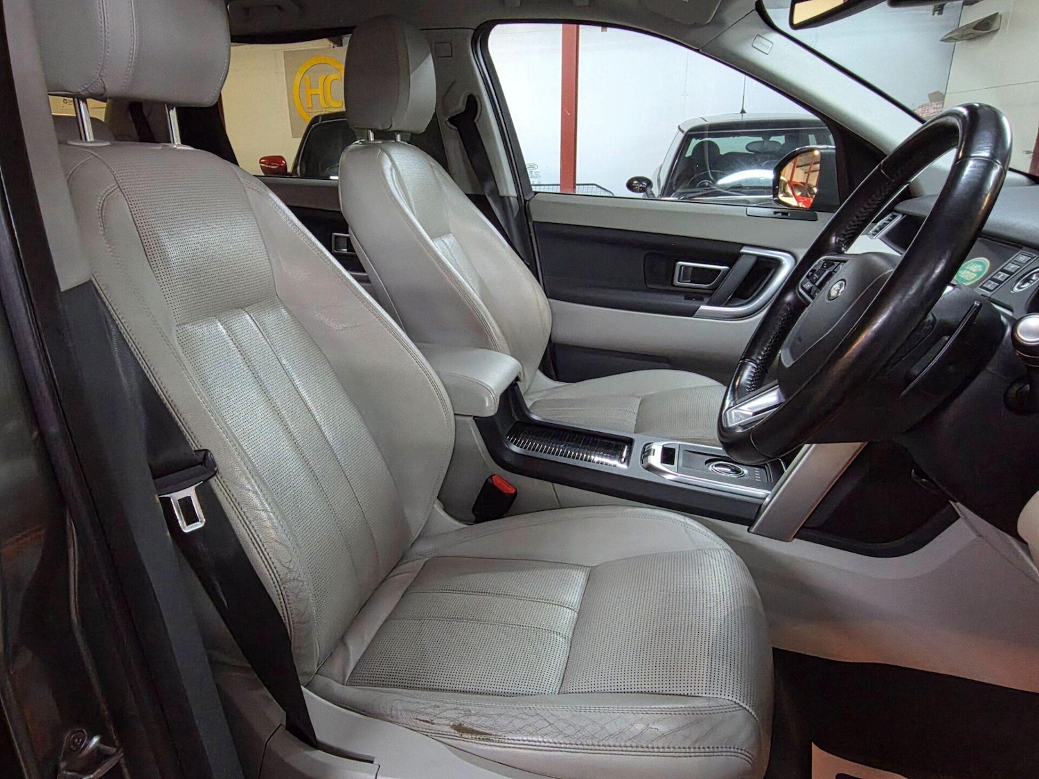 Used Land Rover Discovery Sport 2015 for sale - 77557374: Photo 23