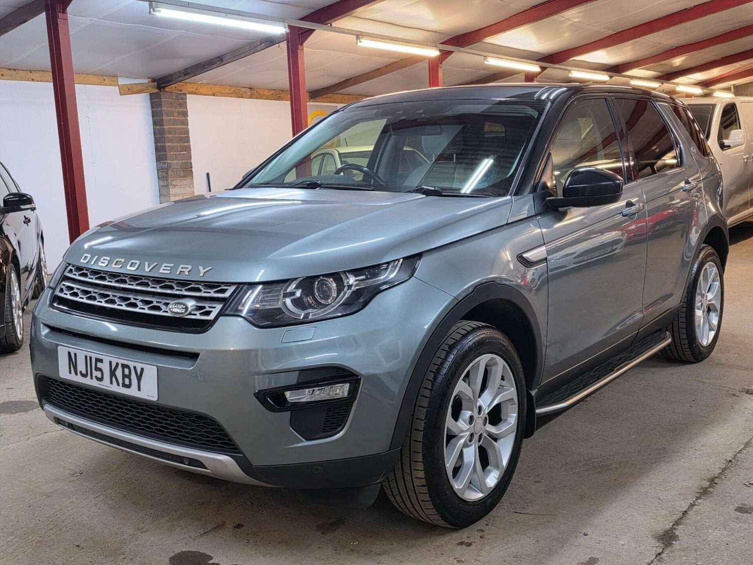 Used Land Rover Discovery Sport 2015 for sale - 77557374: Photo 3