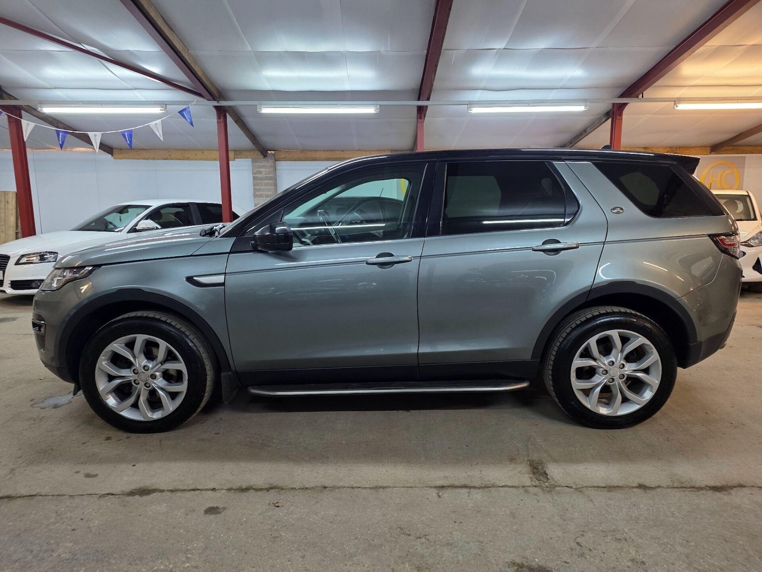 Used Land Rover Discovery Sport 2015 for sale - 77557374: Photo 4