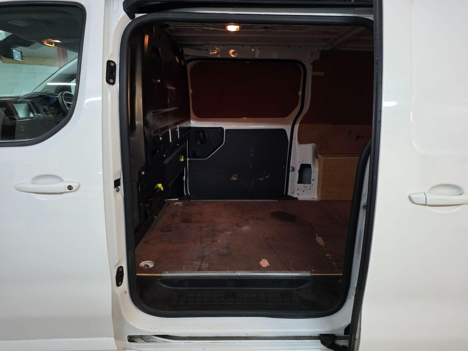 Used Vauxhall Vivaro 2020 for sale - 77557361: Photo 16