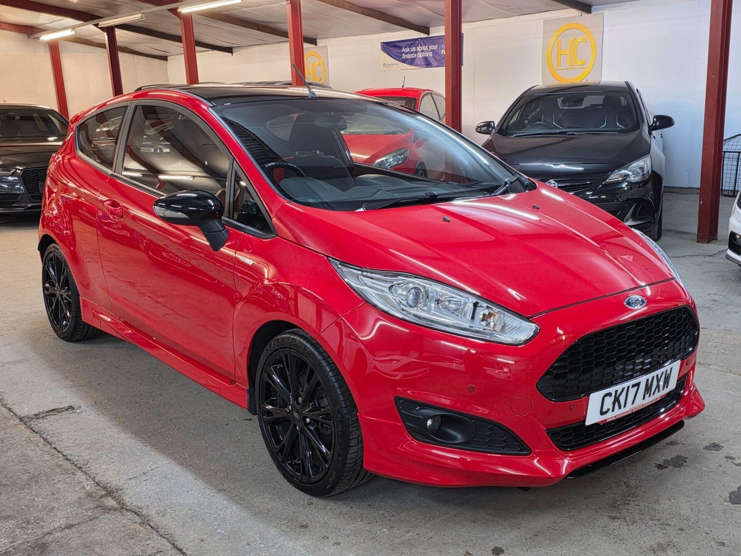 Used Ford Fiesta 2017 for sale - 77104395: Photo 1
