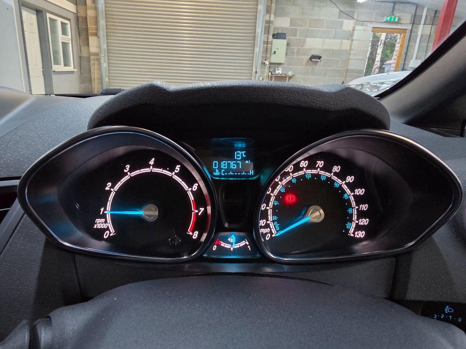 Used Ford Fiesta 2017 for sale - 77104395: Photo 24