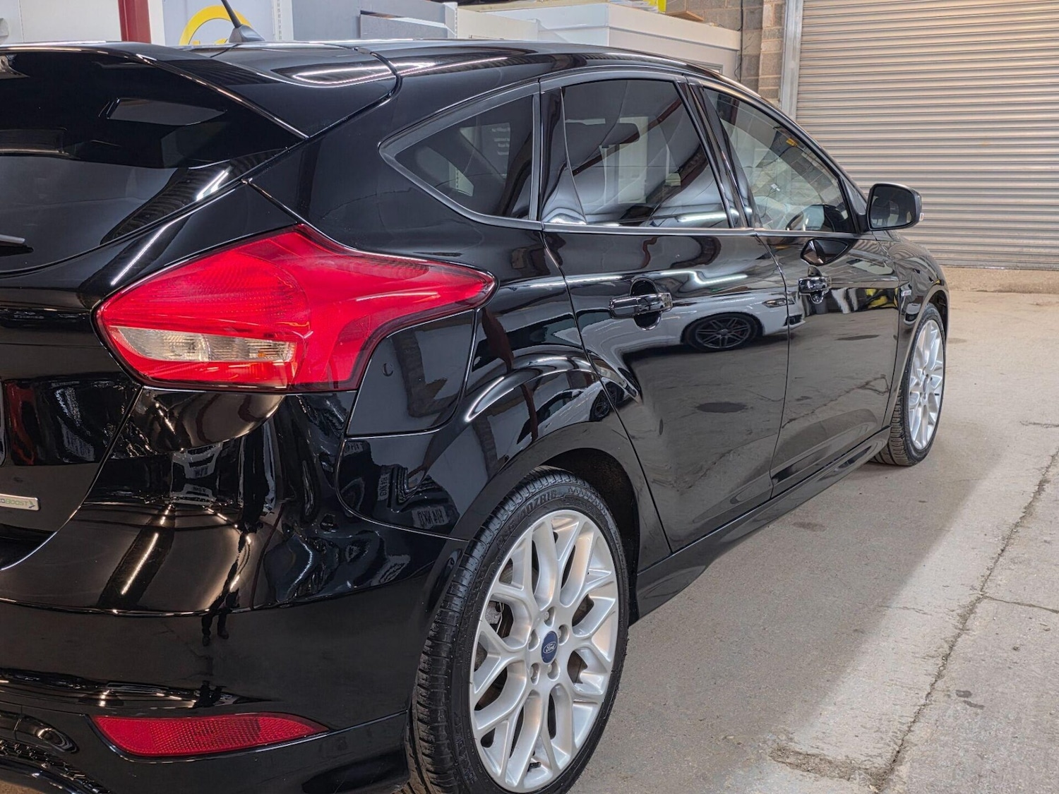 Used Ford Focus 2017 for sale - 77557368: Photo 11