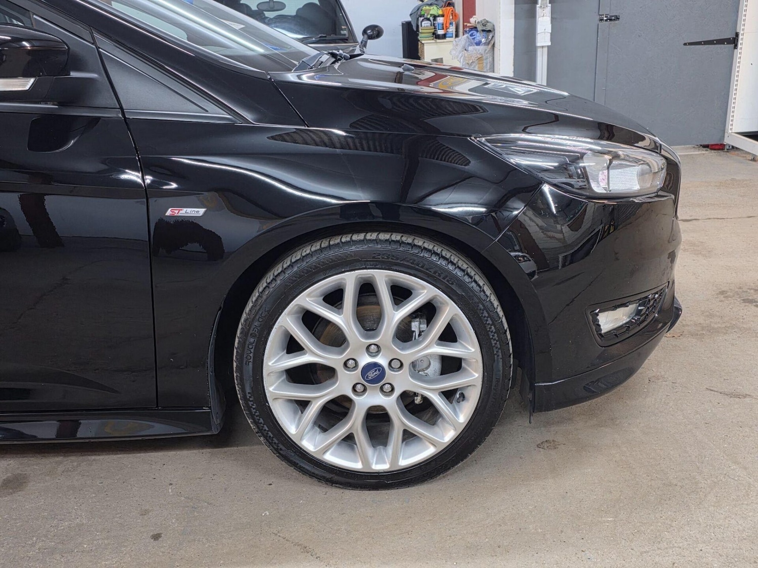 Used Ford Focus 2017 for sale - 77557368: Photo 9