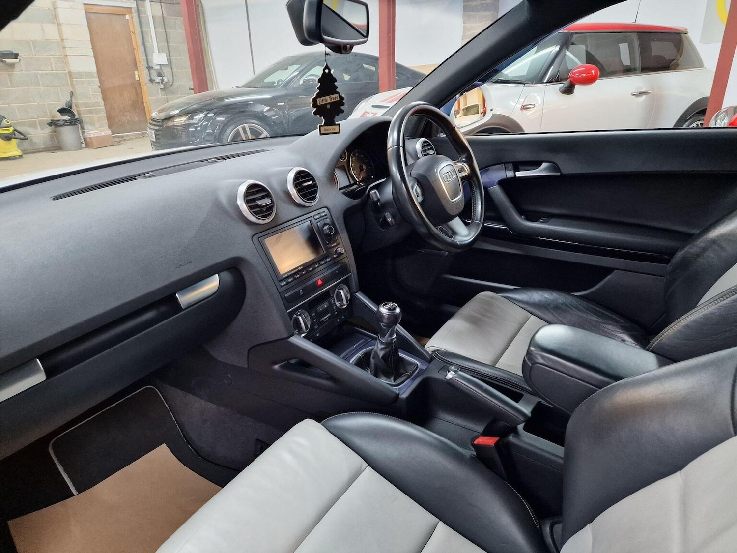 Used Audi A3 2010 for sale - 76378992: Photo 14