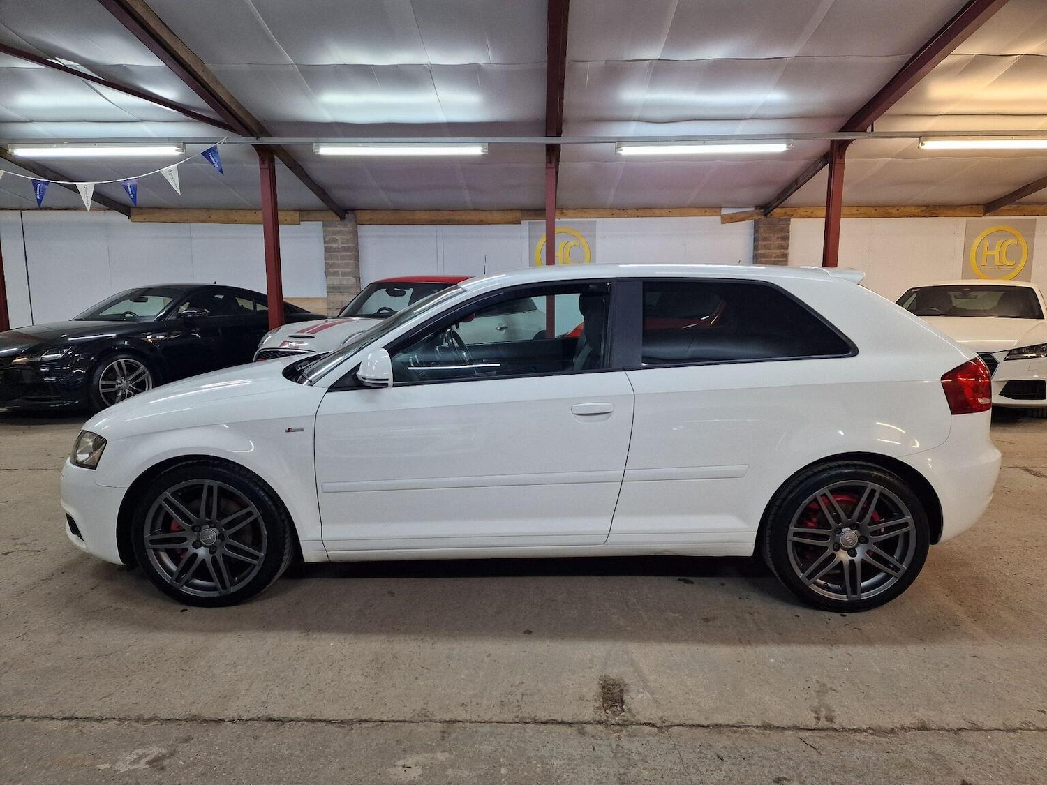 Used Audi A3 2010 for sale - 76378992: Photo 4