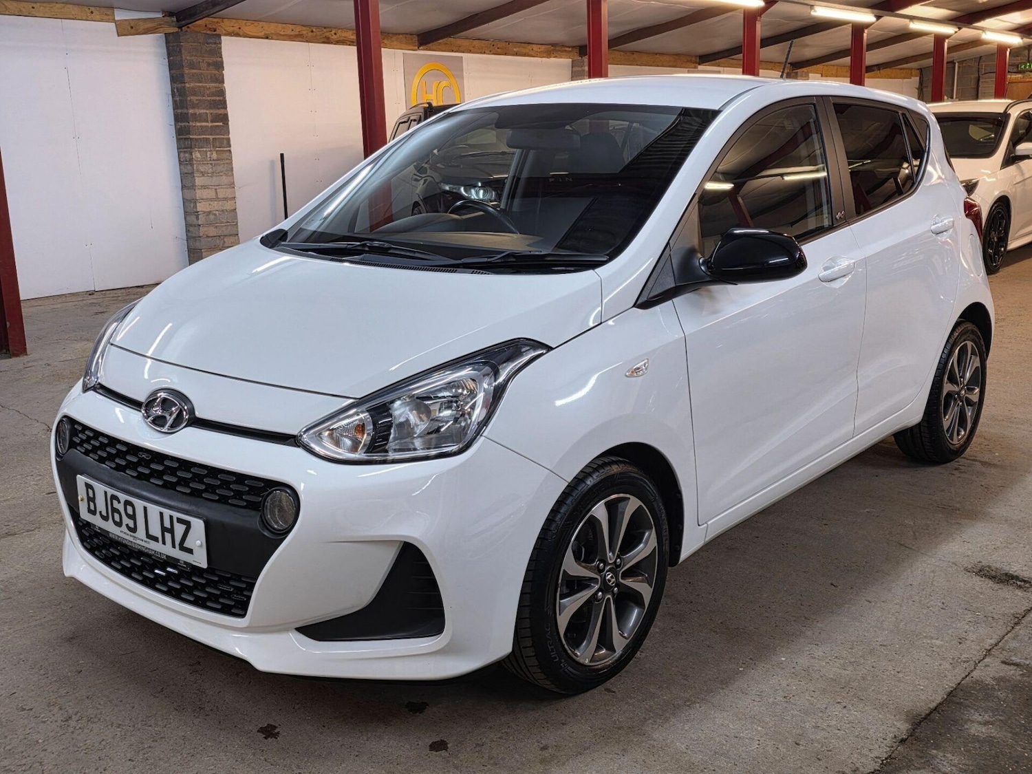 Used Hyundai i10 2019 for sale - 77104408: Photo 3