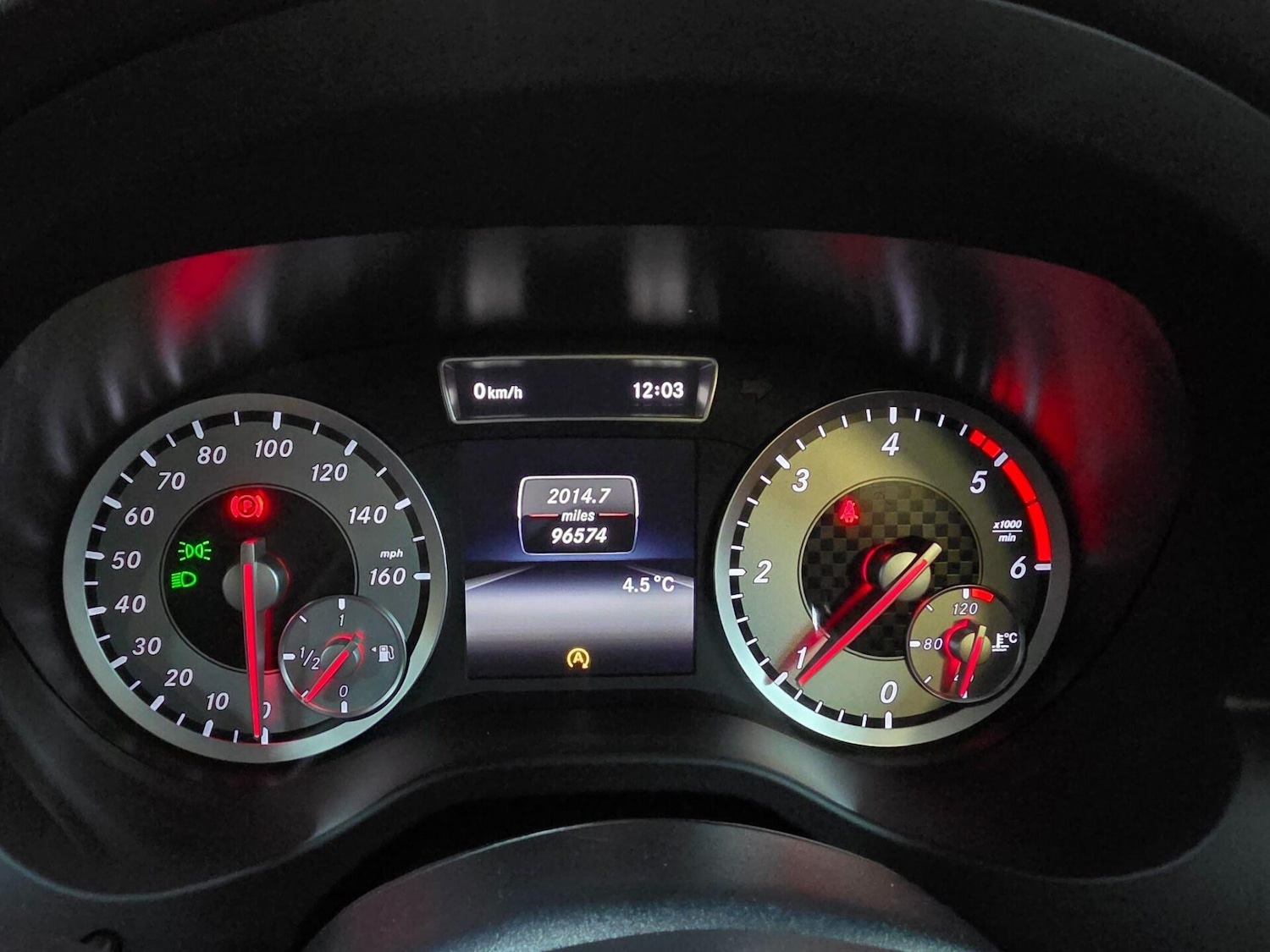 Used Mercedes-Benz A-Class 2015 for sale - 77196552: Photo 27