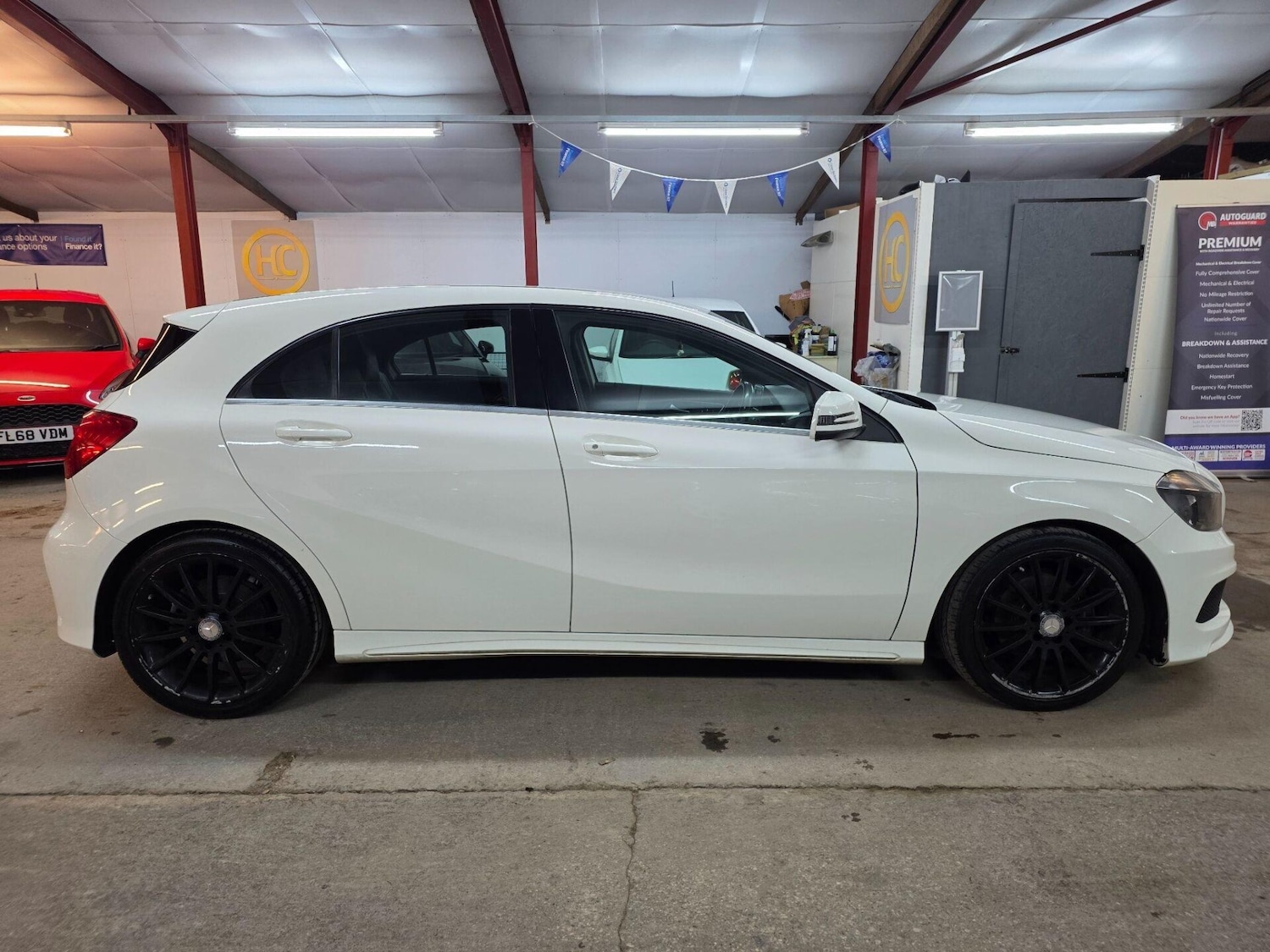 Used Mercedes-Benz A-Class 2015 for sale - 77196552: Photo 9