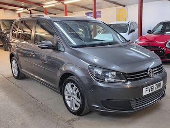 Used Volkswagen Touran 2011 for sale - 78967855: Photo