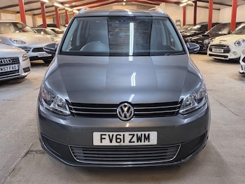 Used Volkswagen Touran 2011 for sale - 78967855: Photo