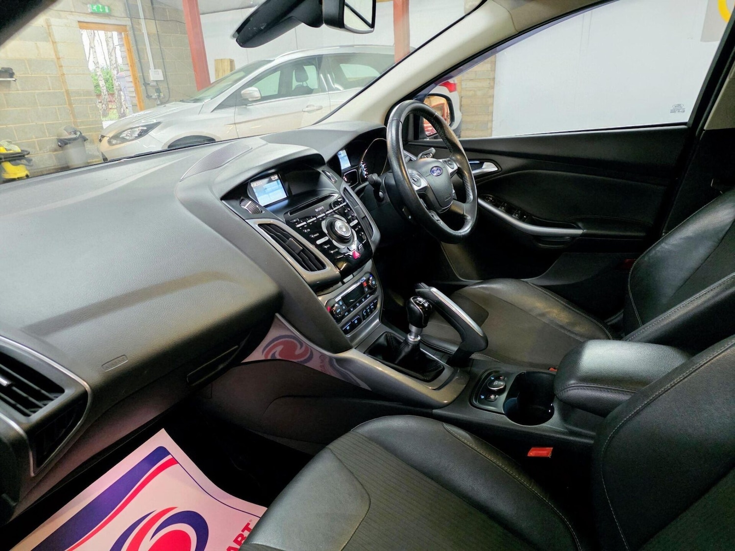 Used Ford Focus 2011 for sale - 77282600: Photo 14