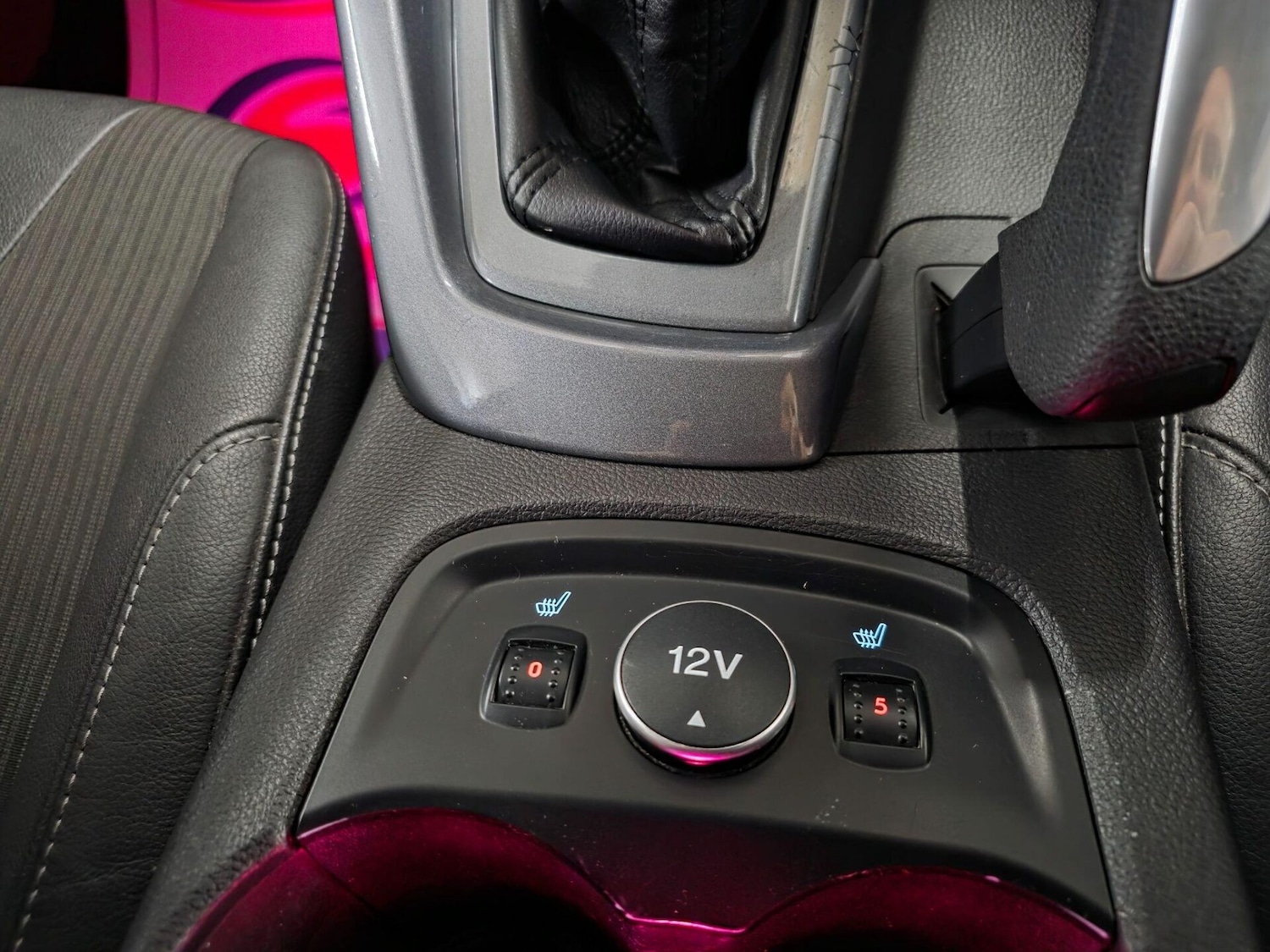 Used Ford Focus 2011 for sale - 77282600: Photo 22