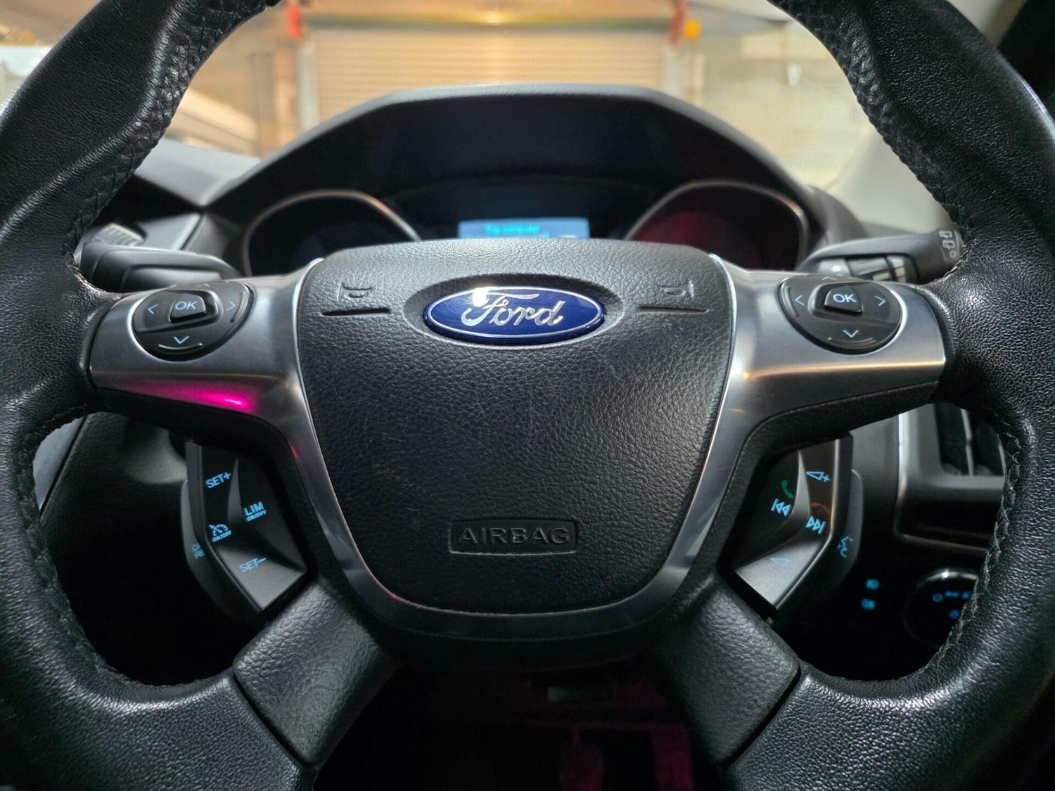 Used Ford Focus 2011 for sale - 77282600: Photo 24