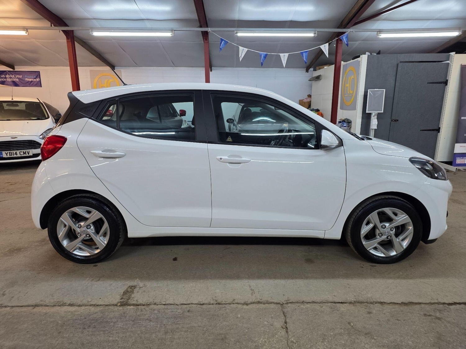 Used Hyundai i10 2022 for sale - 77557375: Photo 8