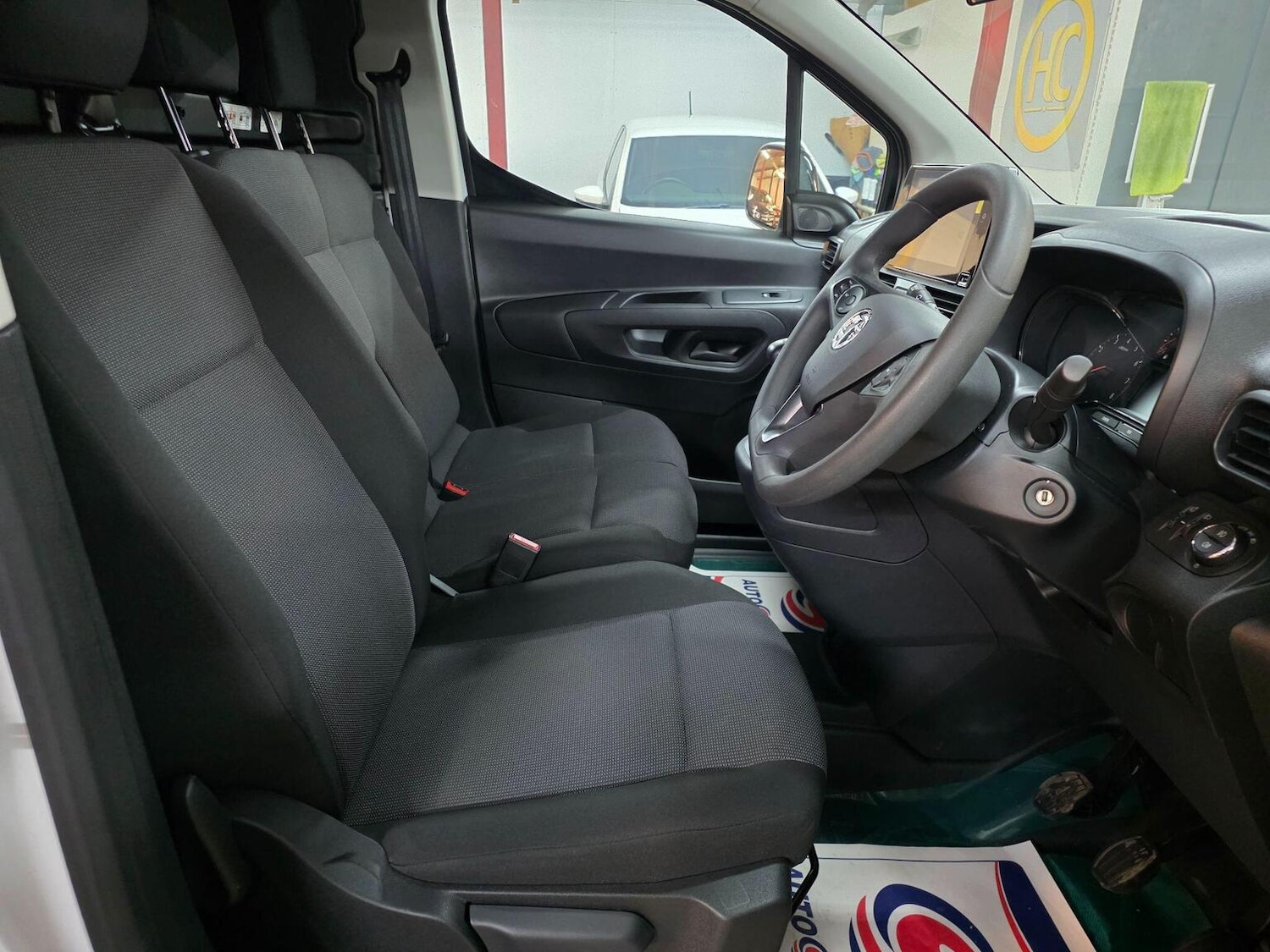 Used Vauxhall Combo 2023 for sale - 76625396: Photo 17