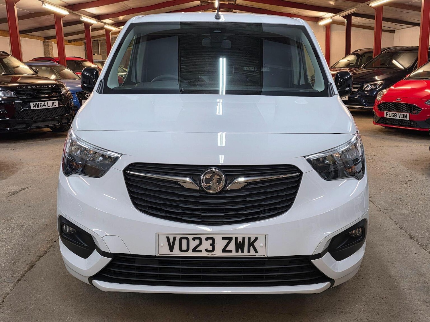 Used Vauxhall Combo 2023 for sale - 76625396: Photo 2