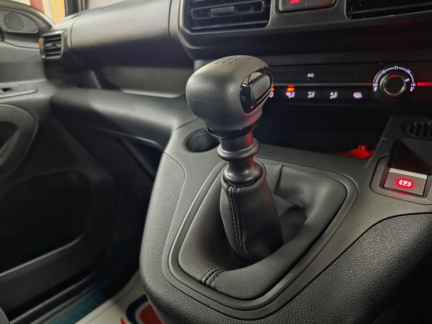 Used Vauxhall Combo 2023 for sale - 76625396: Photo 20