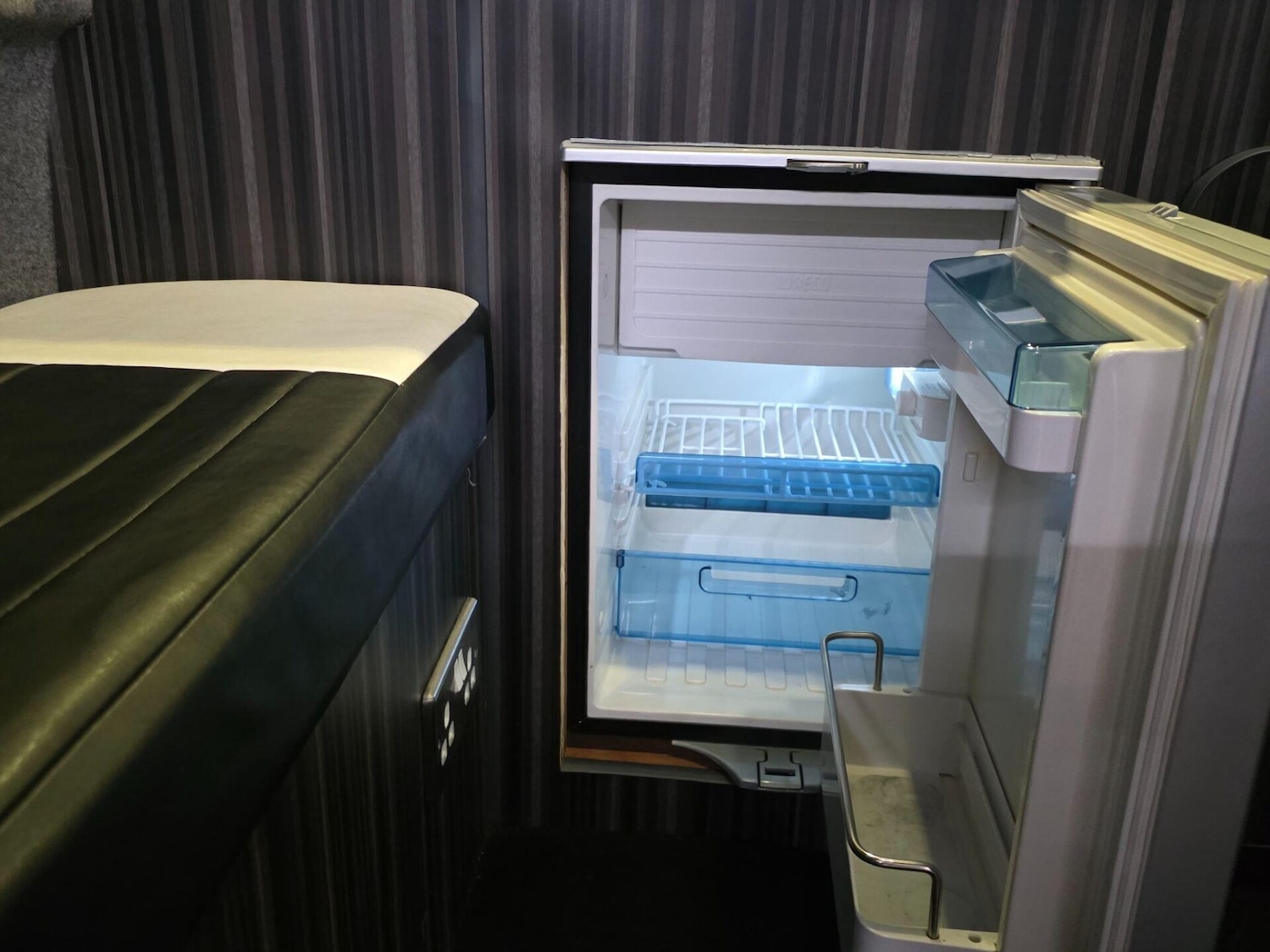 Used Volkswagen Transporter 2007 for sale - 77901074: Photo 14