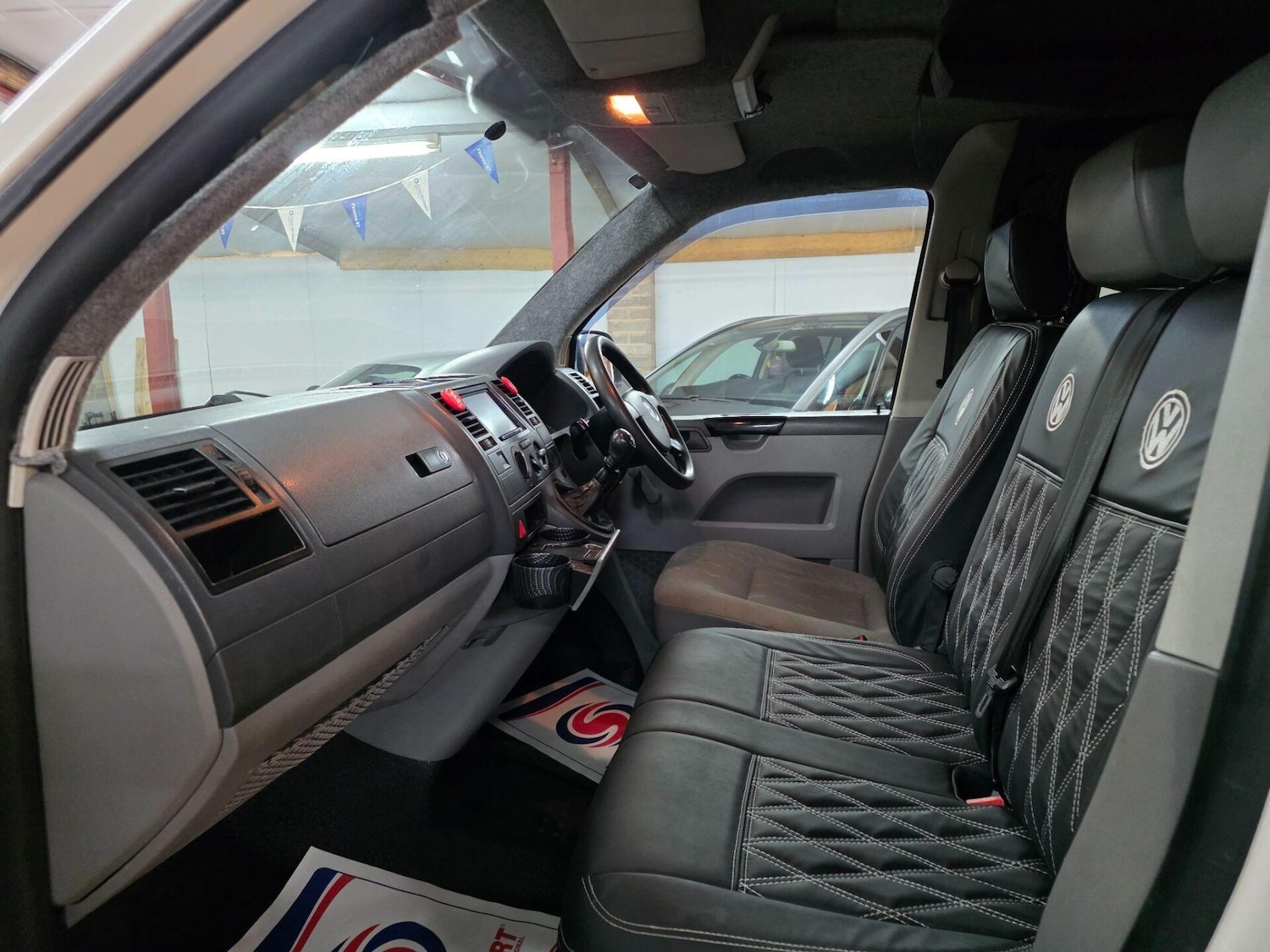 Used Volkswagen Transporter 2007 for sale - 77901074: Photo 15