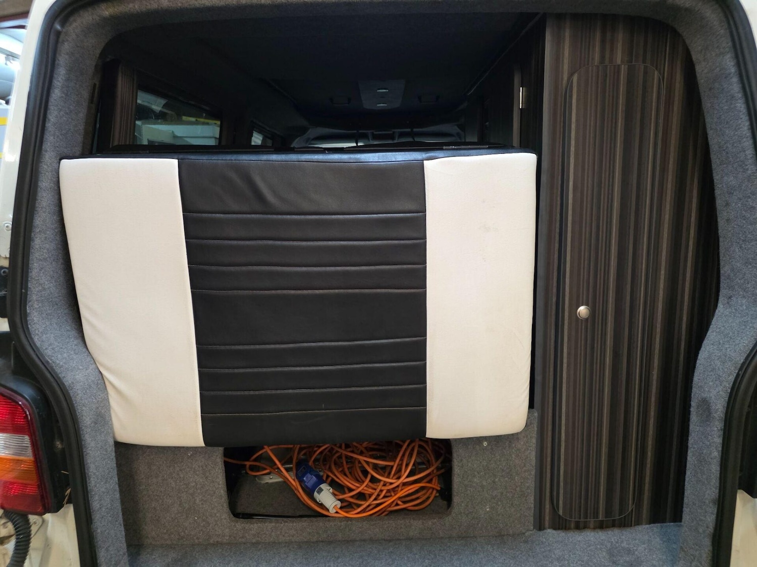 Used Volkswagen Transporter 2007 for sale - 77901074: Photo 17