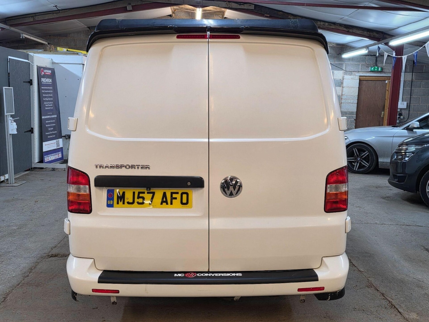 Used Volkswagen Transporter 2007 for sale - 77901074: Photo 6