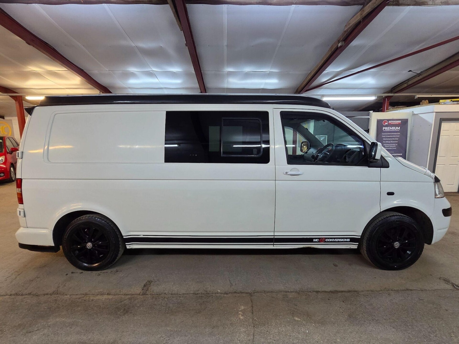 Used Volkswagen Transporter 2007 for sale - 77901074: Photo 8